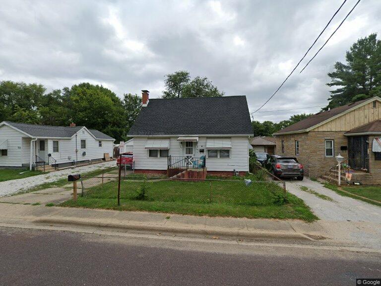 105 Caroline St